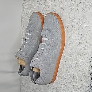 Suavs The Zilker gum bottom gray elastic shoe lace pull on sneakers shoes sz 11